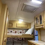 キャンプ場 Sunny House Caravans ソゾポル